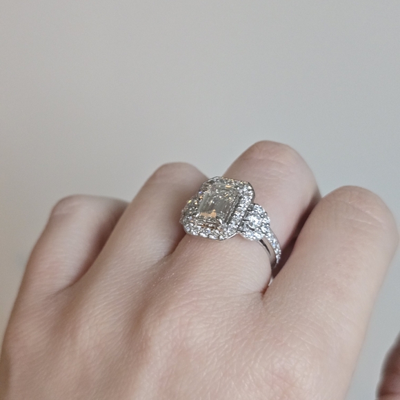 4.01ct Lab Diamond Ring - Picture 9 of 9